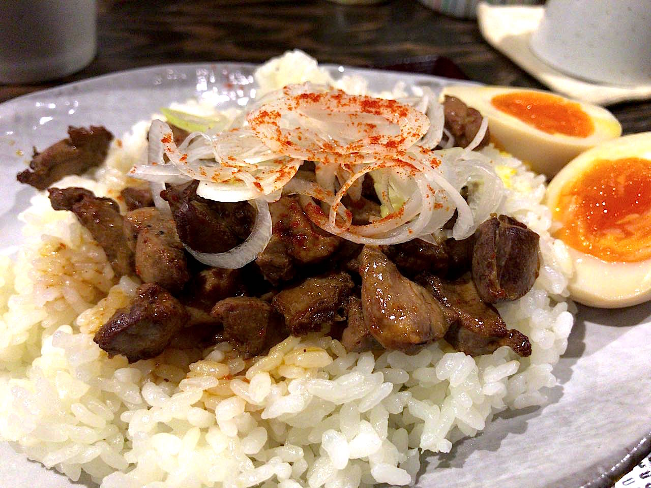 モツ鍋の店で食べるレバ丼で午後もガッツ ガッツ 紀尾井町 麹町ランチブログ