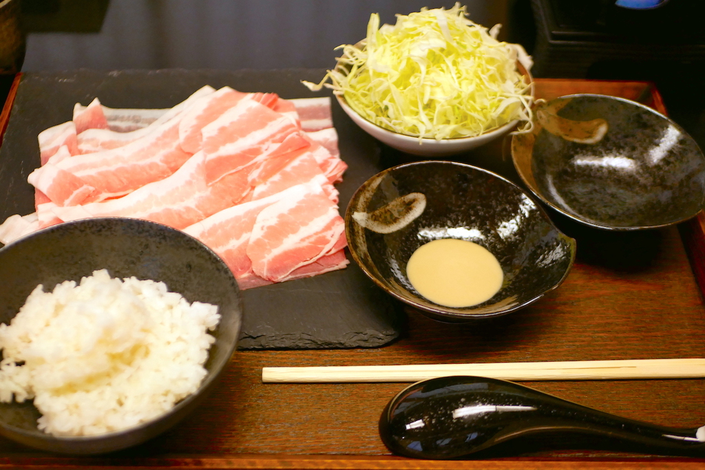 特選豚しゃぶしゃぶ御膳(300g))
