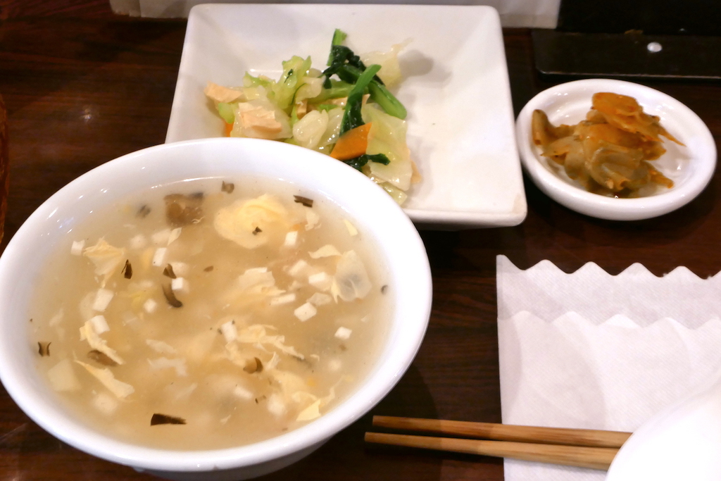 スープとサラダ